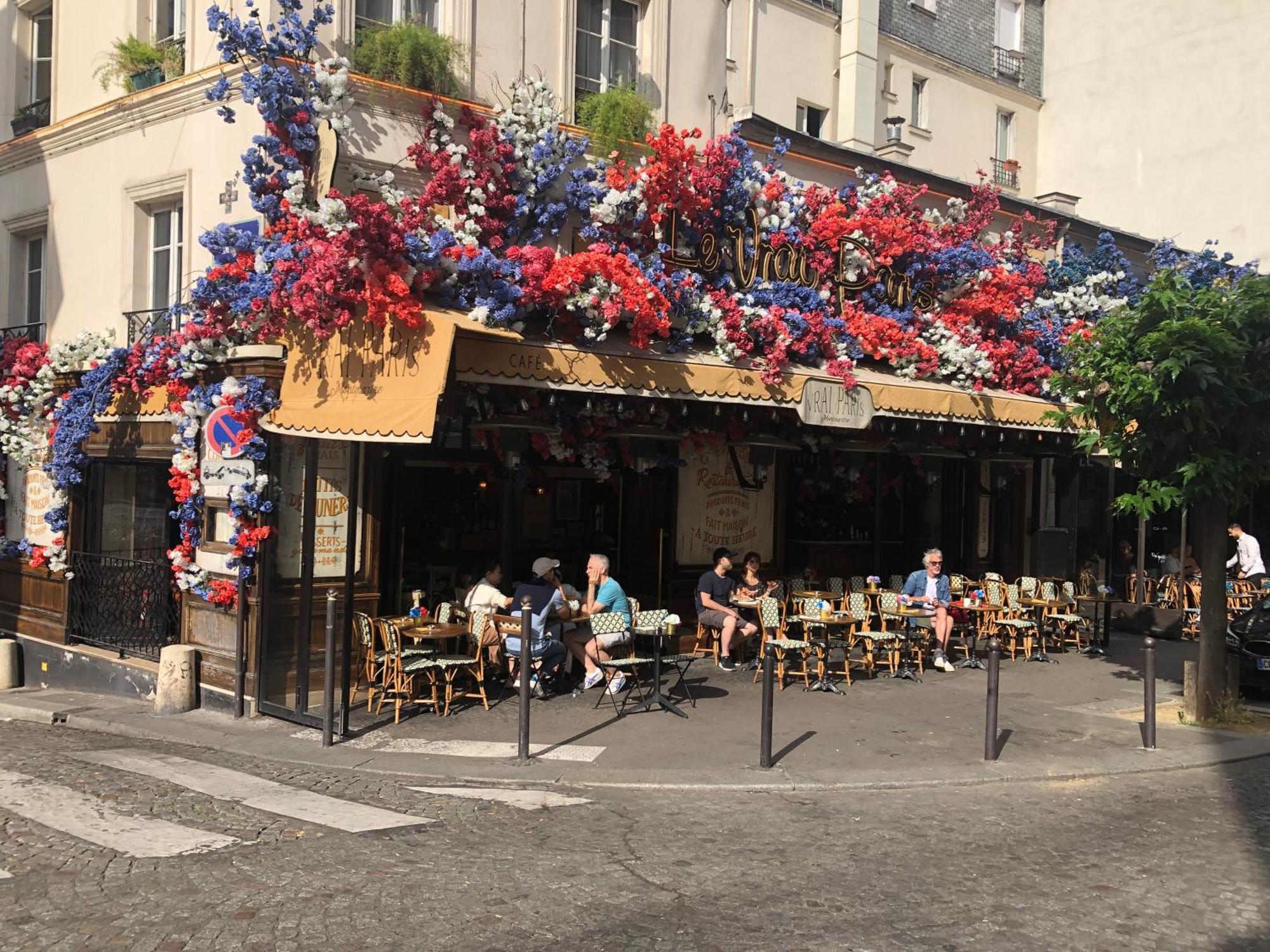 Studio Pigalle De 25 M2 - 2 Lits Simples Type Gigogne Pour 2 Personnes - Coeur Touristique De Paris - 2 Minutes De La Station Metro Pigalle ,Petit Train Vers La Butte Montmartre-Cabarets Moulin Rouge,Chez Michou-Restaurants Bouillon Pigalle,Berliner エクステリア 写真